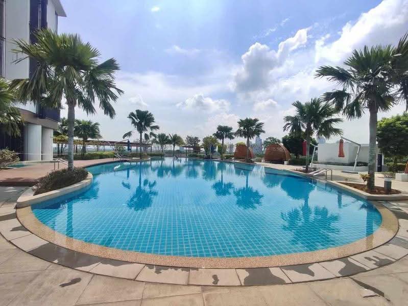 Pangsapuri untuk Dijual di Almas - P M Chan - Pool - PropertyGuru.com.my