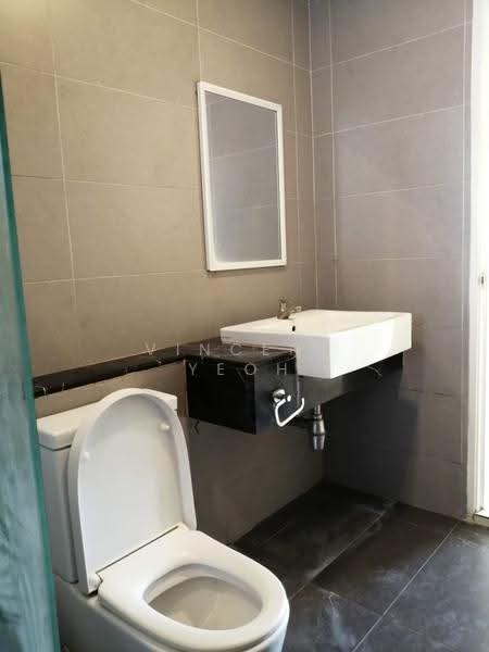 Service Residence for Rent at 8 Kinrara - Vincent Yeoh - Bathroom - PropertyGuru.com.my