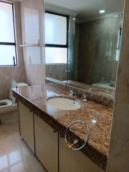 Kondominium untuk Dijual di Sri Penaga - Gabriel Yap - Bathroom - PropertyGuru.com.my