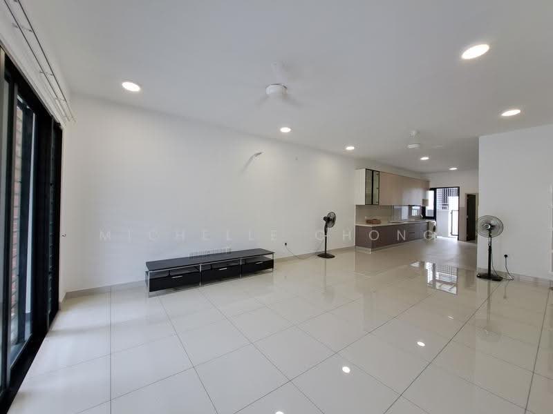 2-storey Terraced House for Rent in Elmina (Shah Alam) - Michelle Chong - Living Room - PropertyGuru.com.my