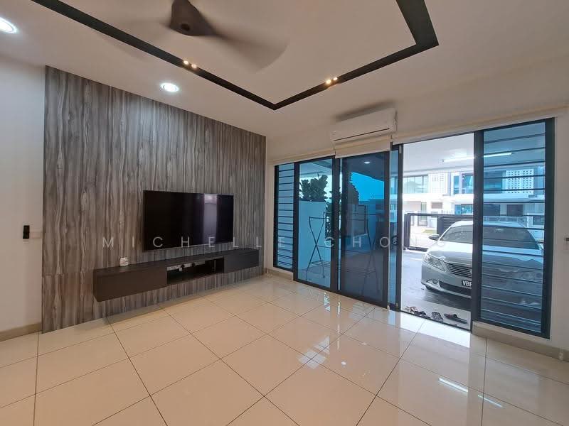 2-storey Terraced House for Rent in Elmina (Shah Alam) - Michelle Chong - Living Room - PropertyGuru.com.my
