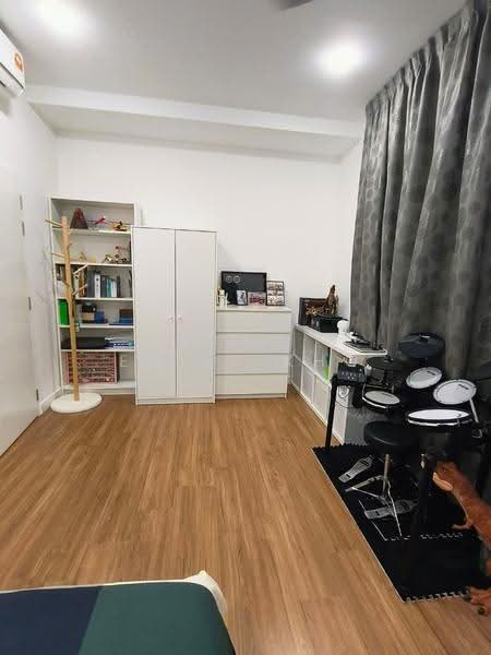 Kondominium untuk Dijual di Tuai Residence - Emily Kho - Bedroom - PropertyGuru.com.my
