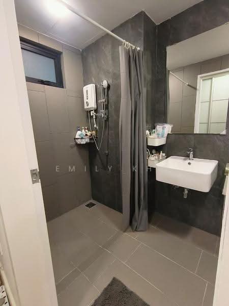 Kondominium untuk Dijual di Tuai Residence - Emily Kho - Bathroom - PropertyGuru.com.my