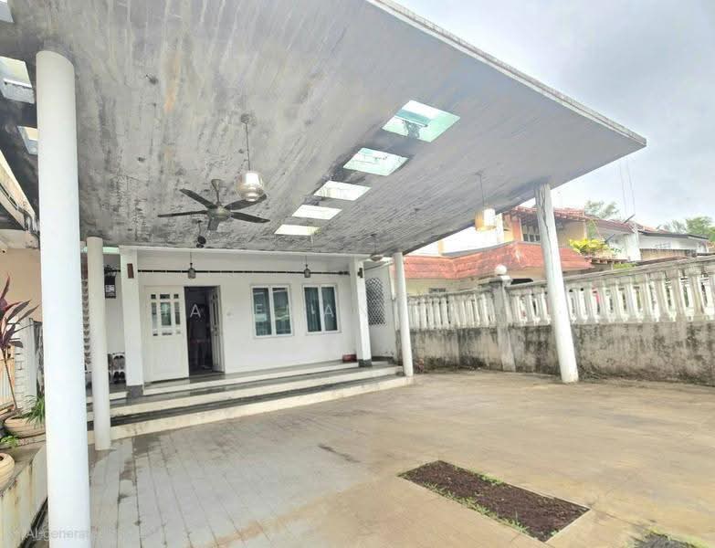 Rumah Teres 2-Tingkat untuk Dijual di Seksyen 8 (Shah Alam) - Hazeman Omar - Exterior - PropertyGuru.com.my