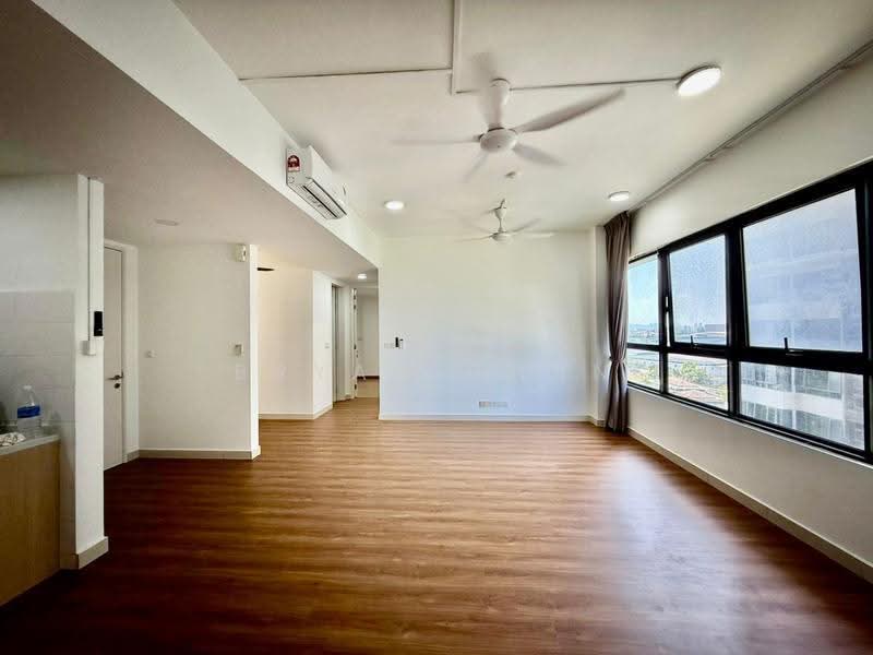 Kediaman Servis untuk Dijual di Paisley @ Tropicana Metropark - Bryan Chan - Living Room - PropertyGuru.com.my