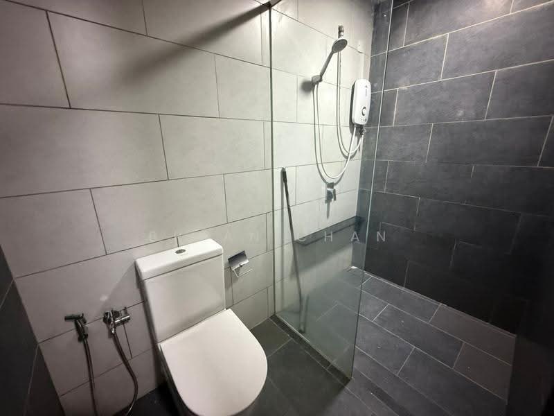Kediaman Servis untuk Dijual di Paisley @ Tropicana Metropark - Bryan Chan - Bathroom - PropertyGuru.com.my
