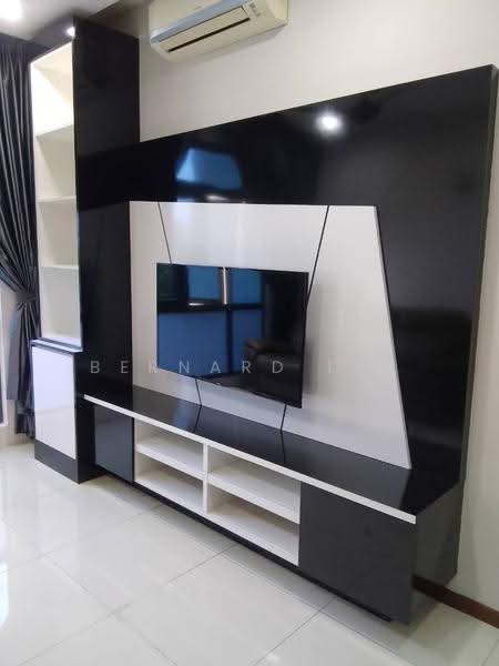 Service Residence for Sale at Crescent Bay Suites (Teluk Bayu) - Bernard Lim - Living Room - PropertyGuru.com.my