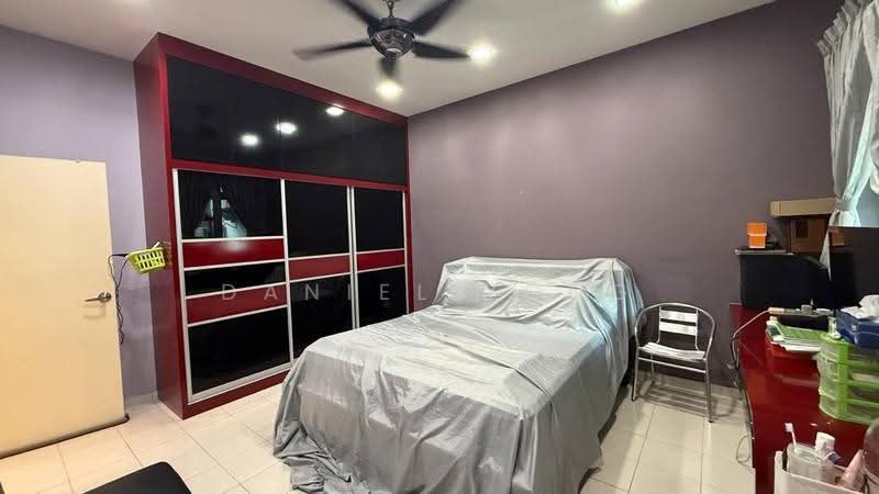 Pangsapuri untuk Dijual di Lake View Suites - Daniel Yong - Bedroom - PropertyGuru.com.my