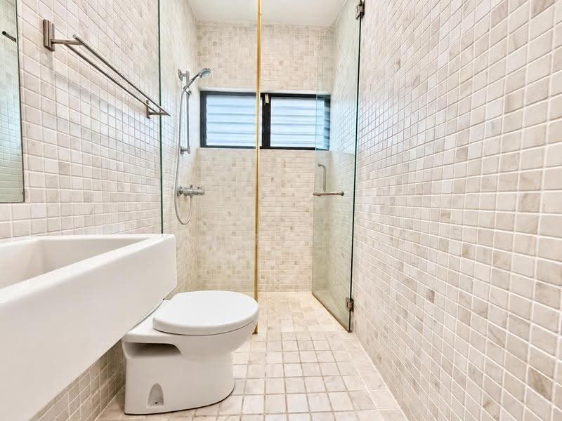 1-storey Terraced House for Sale in Taman Tun Dr Ismail (Kuala Lumpur) - Yin Peng . - Bathroom - PropertyGuru.com.my