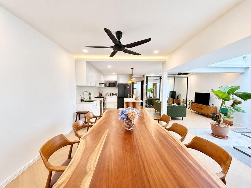 1-storey Terraced House for Sale in Taman Tun Dr Ismail (Kuala Lumpur) - Yin Peng . - Kitchen - PropertyGuru.com.my