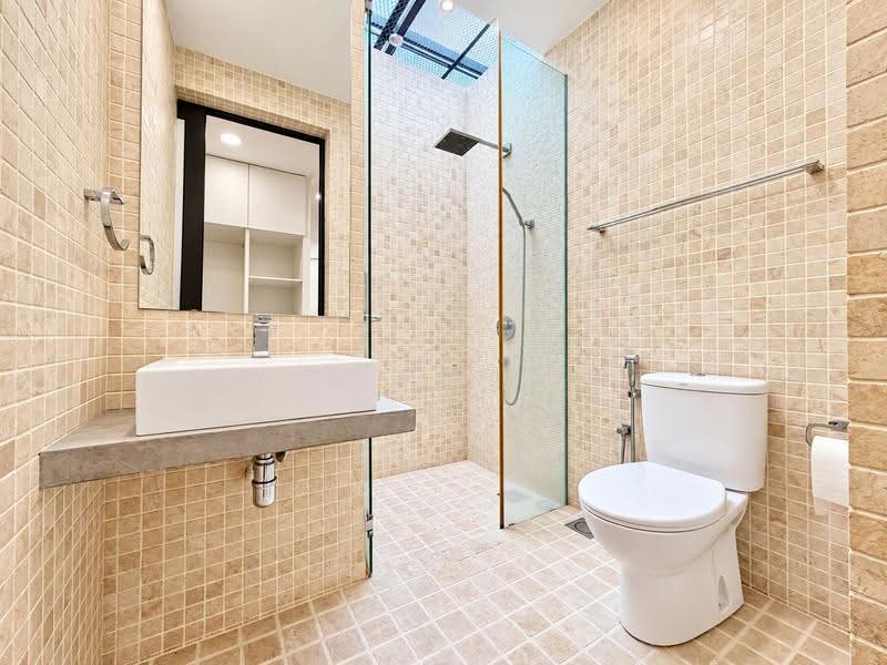 1-storey Terraced House for Sale in Taman Tun Dr Ismail (Kuala Lumpur) - Yin Peng . - Bathroom - PropertyGuru.com.my