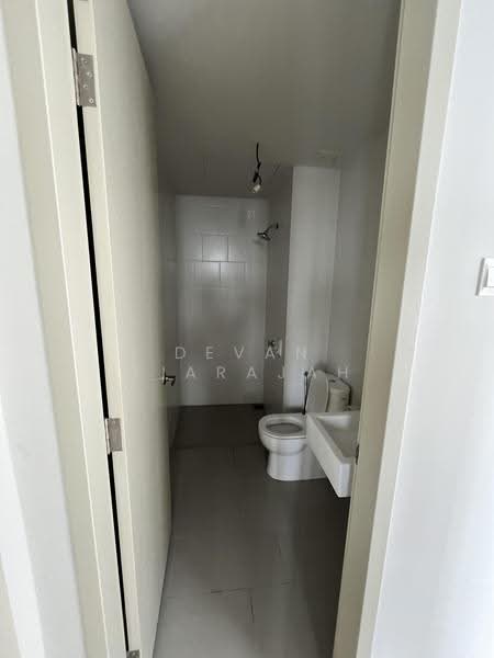 Kondominium untuk Disewa di Resilion Residence - Devan Tiarajah - Bathroom - PropertyGuru.com.my