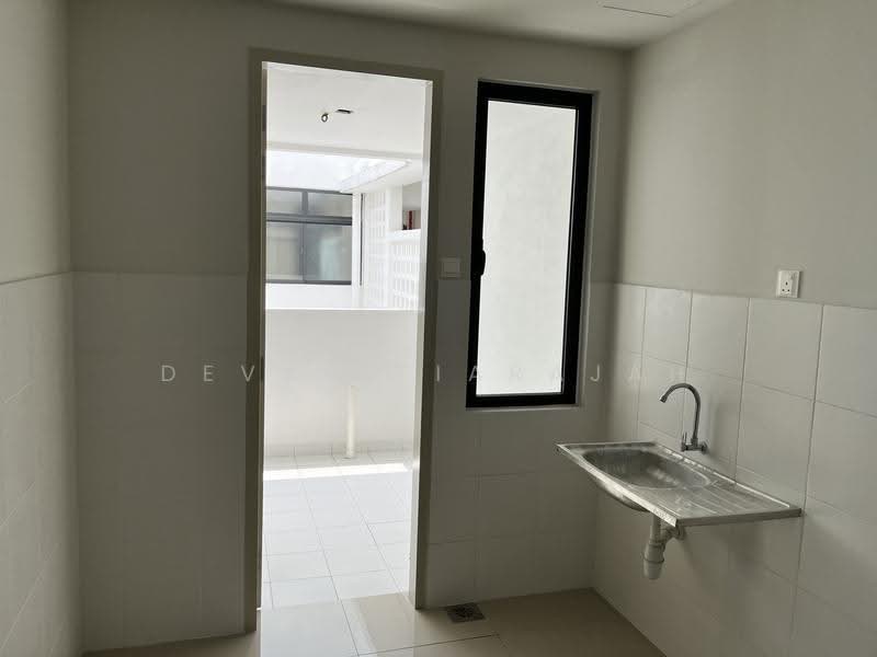 Kondominium untuk Disewa di Resilion Residence - Devan Tiarajah - Washing area - PropertyGuru.com.my