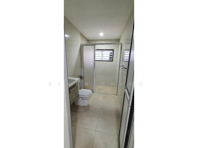 Terraced House for Sale in Bandar Kinrara Seksyen 1 (Bandar Kinrara) - Bryan Cheng - Bathroom - PropertyGuru.com.my