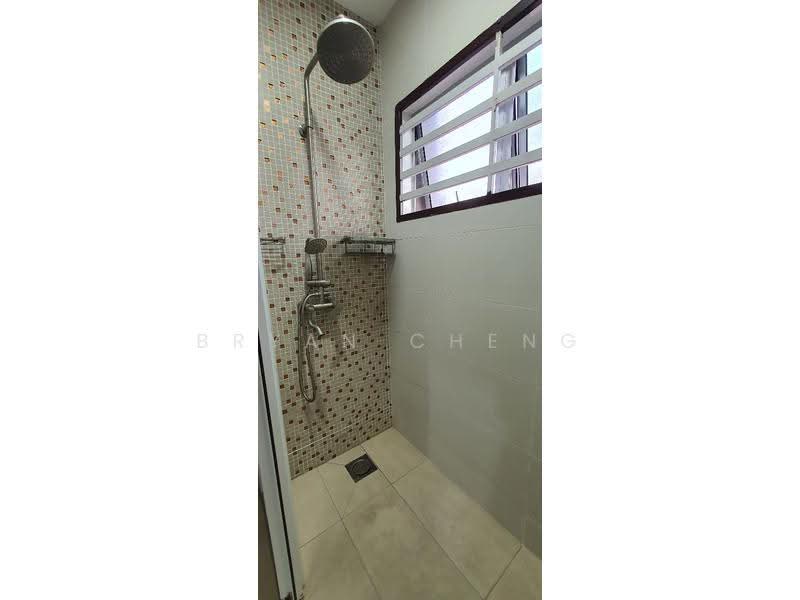 Terraced House for Sale in Bandar Kinrara Seksyen 1 (Bandar Kinrara) - Bryan Cheng - Bathroom - PropertyGuru.com.my