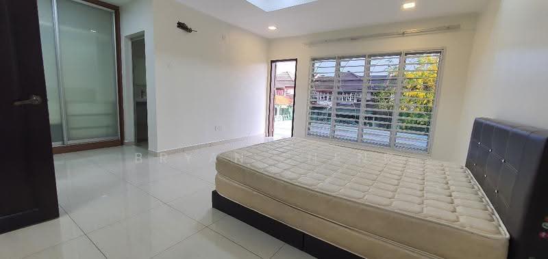 Terraced House for Sale in Bandar Kinrara Seksyen 1 (Bandar Kinrara) - Bryan Cheng - Bedroom - PropertyGuru.com.my