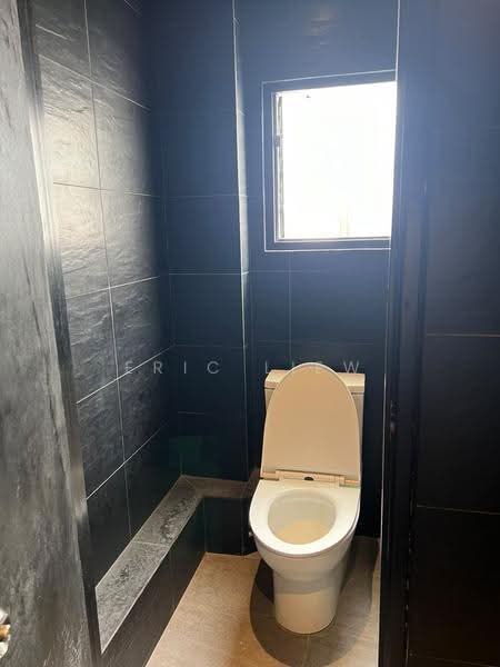Kedai untuk Disewa di KLCC (KL City Centre) - Eric Liew - Bathroom - PropertyGuru.com.my