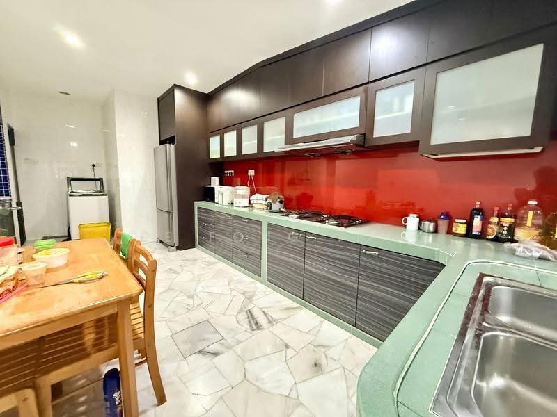 1-storey Terraced House for Sale in Skudai (Johor) - Ee Fong Toh - Kitchen - PropertyGuru.com.my