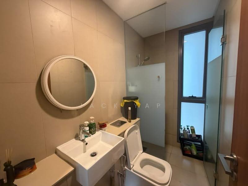 Kondominium untuk Disewa di The Fennel - Jack Yap - Bathroom - PropertyGuru.com.my