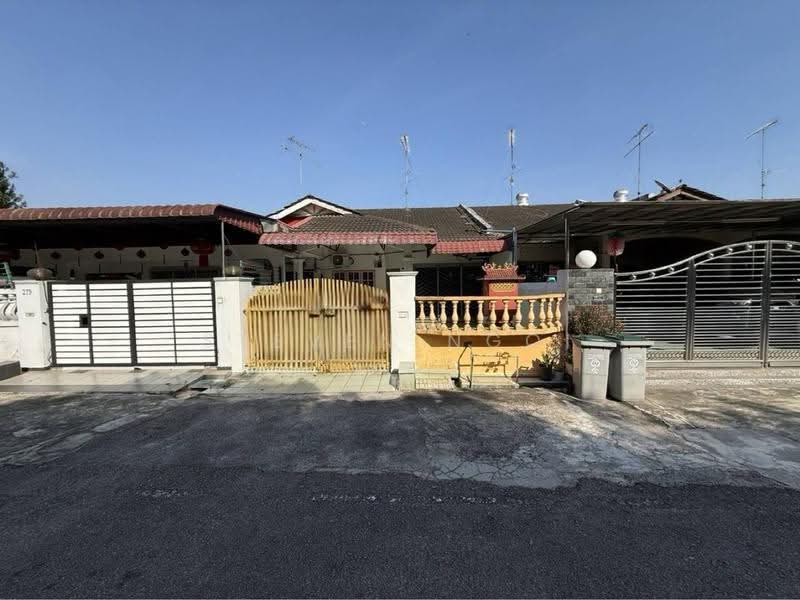 Rumah Teres 1-Tingkat untuk Dijual di Taman Putri Kulai (Kulai) - Steven Ngoi - Exterior - PropertyGuru.com.my