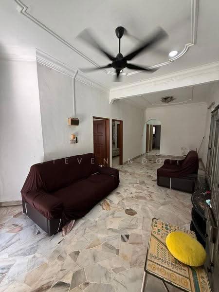 Rumah Teres 1-Tingkat untuk Dijual di Taman Putri Kulai (Kulai) - Steven Ngoi - Living Room - PropertyGuru.com.my