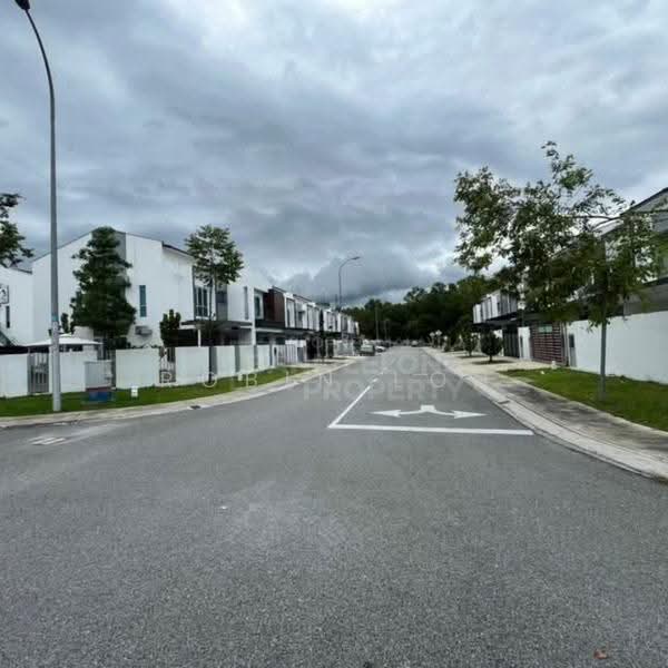 2-storey Terraced House for Sale in Kajang 2 (Kajang) - Robin Loh - Exterior - PropertyGuru.com.my