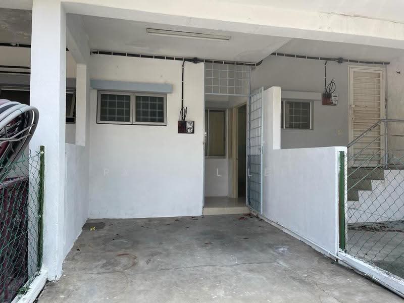 Rumah Bandar untuk Disewa di Puchong (Selangor) - Rachael Lee - Exterior - PropertyGuru.com.my