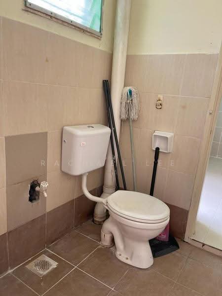 Rumah Bandar untuk Disewa di Puchong (Selangor) - Rachael Lee - Bathroom - PropertyGuru.com.my