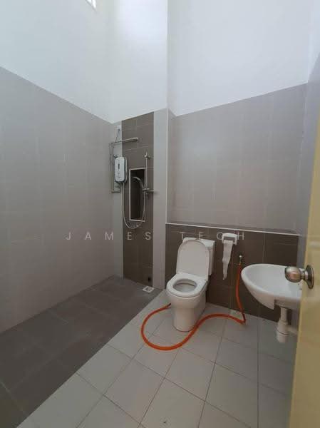 2-storey Terraced House for Sale in Shah Alam (Selangor) - James Teoh - Bathroom - PropertyGuru.com.my