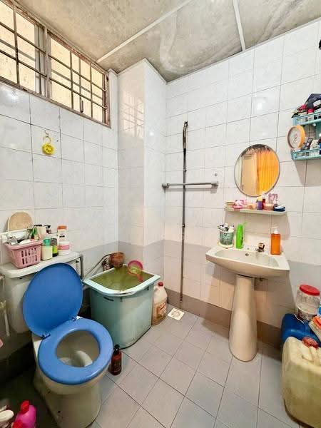 Condominium for Sale at Tiara Duta - Azrul Ismail - Bathroom - PropertyGuru.com.my
