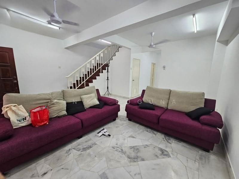 2-storey Terraced House for Sale in Putra Heights (Subang Jaya) - Linda Suguna - Living Room - PropertyGuru.com.my