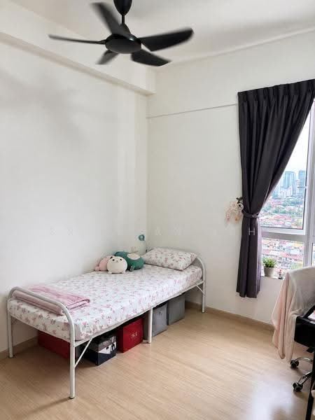 Service Residence for Sale at RYAN & MIHO - Sr. Alan NBH - Bedroom - PropertyGuru.com.my