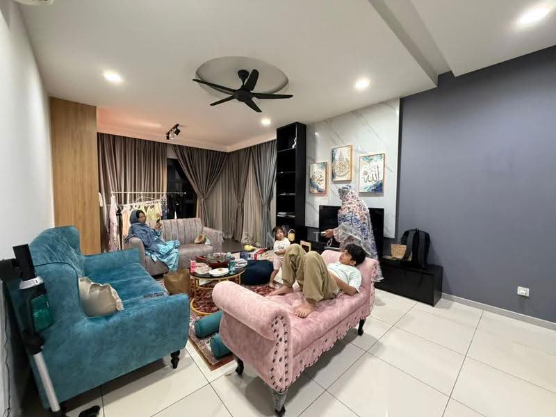 Kondominium untuk Dijual di Irama Wangsa - Diren Tee - Living Room - PropertyGuru.com.my