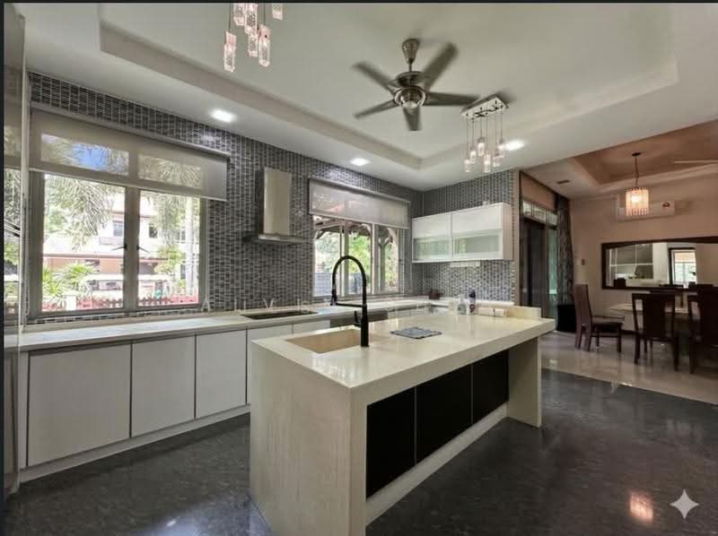 Bungalow House untuk Dijual di Setia Eco Park (Setia Alam) - Alvin Seah - Kitchen - PropertyGuru.com.my
