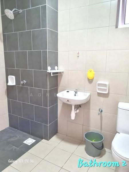 Kediaman Servis untuk Disewa di SkyLake Residence - Agnes Ang - Bathroom - PropertyGuru.com.my