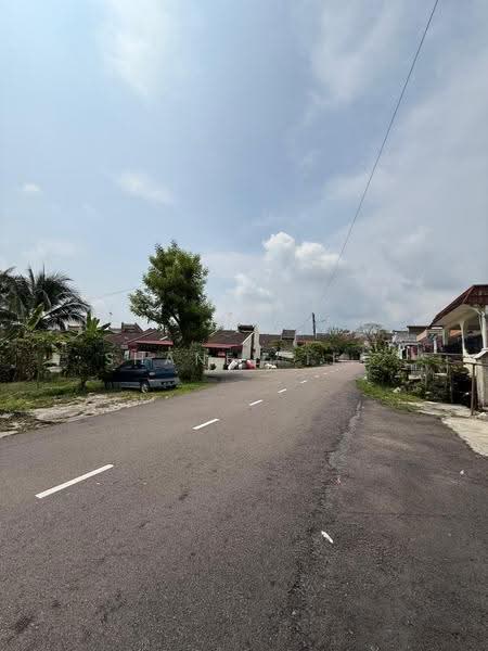 1-storey Terraced House for Sale in Kluang (Johor) - Shanel Tee - Exterior - PropertyGuru.com.my