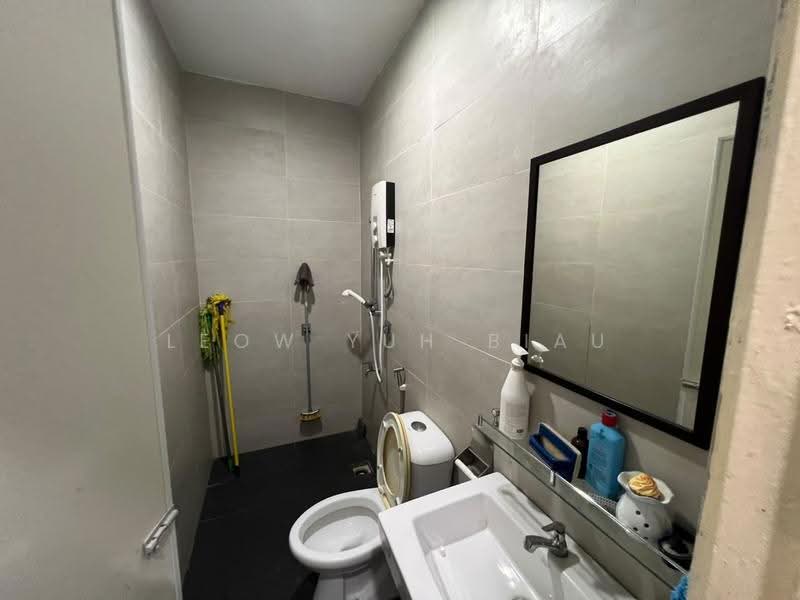 Rumah Teres 2-Tingkat untuk Dijual di Seksyen 7 (Shah Alam) - Leow Yuh Biau - Bathroom - PropertyGuru.com.my