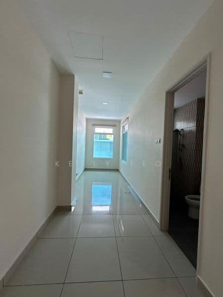 Semi-Detached House for Sale in Bandar Botanic (Klang) - Kelly Teo - Corridor - PropertyGuru.com.my