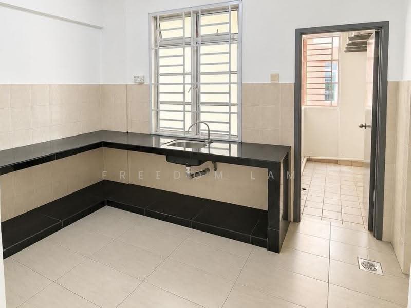 Apartment for Sale at Villa Bestari Apartment - Freedom Lam - Kitchen - PropertyGuru.com.my