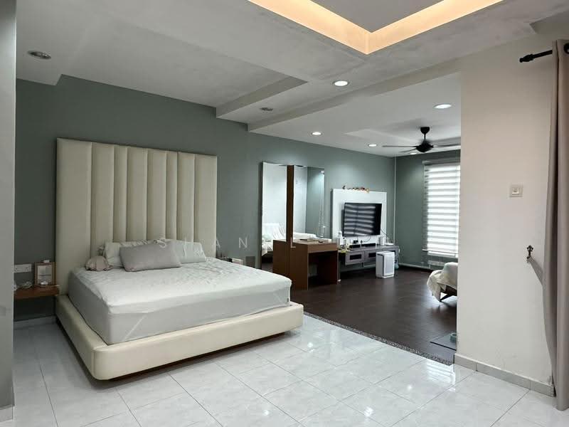 Rumah Teres 2-Tingkat untuk Dijual di Taman Sri Kluang (Kluang) - Shanel Tee - Bedroom - PropertyGuru.com.my