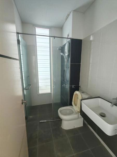 Condominium for Sale at One Medini - Leo SK - Bathroom - PropertyGuru.com.my