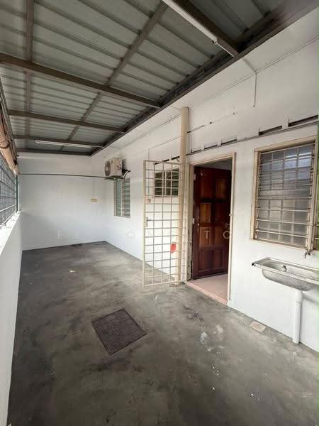 1-storey Terraced House for Sale in Bandar Selesa Jaya (Skudai) - Ee Fong Toh - PropertyGuru.com.my