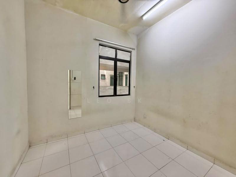 Service Residence for Sale at Jentayu Residensi @ Tampoi - Leo SK - Interior - PropertyGuru.com.my