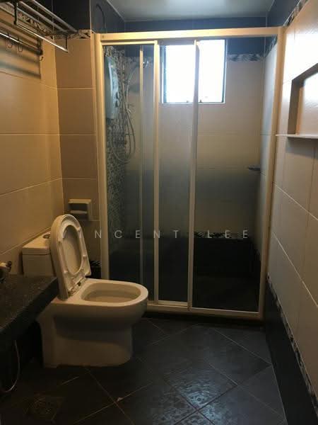Kondominium untuk Dijual di Emerald Hill Condominium - Vincent Lee - Bathroom - PropertyGuru.com.my