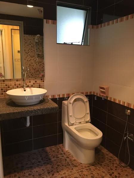 Kondominium untuk Dijual di Emerald Hill Condominium - Vincent Lee - Bathroom - PropertyGuru.com.my