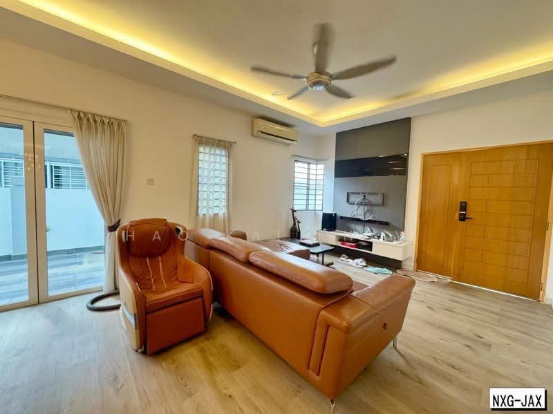 Rumah Berkembar untuk Dijual di Aman Perdana (Kapar) - Hao Kai Khaw - Living Room - PropertyGuru.com.my