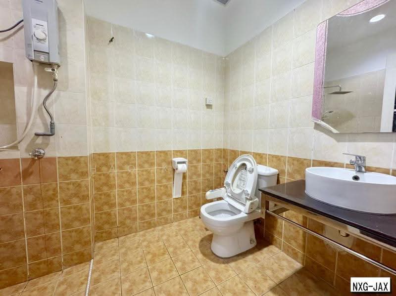Rumah Berkembar untuk Dijual di Aman Perdana (Kapar) - Hao Kai Khaw - Bathroom - PropertyGuru.com.my