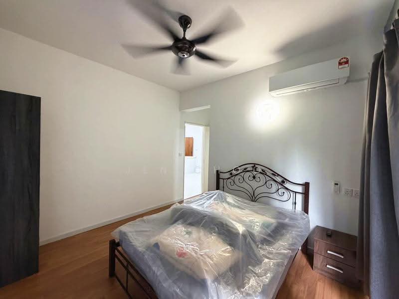 Condominium for Sale at TRI PINNACLE - Jen Choo - Bedroom - PropertyGuru.com.my