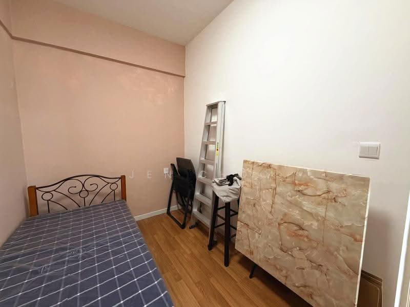 Condominium for Sale at TRI PINNACLE - Jen Choo - Bedroom - PropertyGuru.com.my