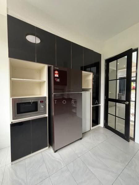2.5-storey Terraced House for Rent in Eco Botanic (Iskandar Puteri (Nusajaya)) - Victor Tai - Kitchen - PropertyGuru.com.my